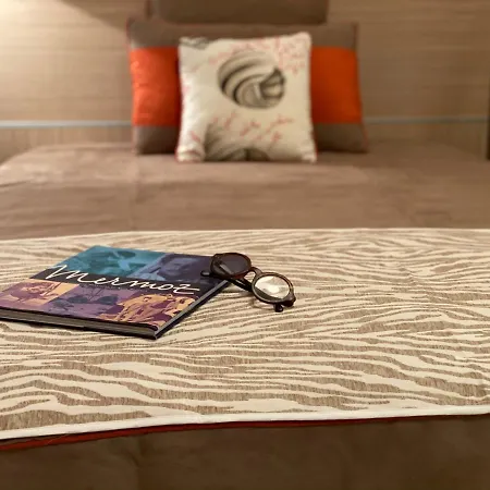 Résidence Service Senior Sully Paris Montreuil Apartamento Montreuil (Seine-Saint-Denis)